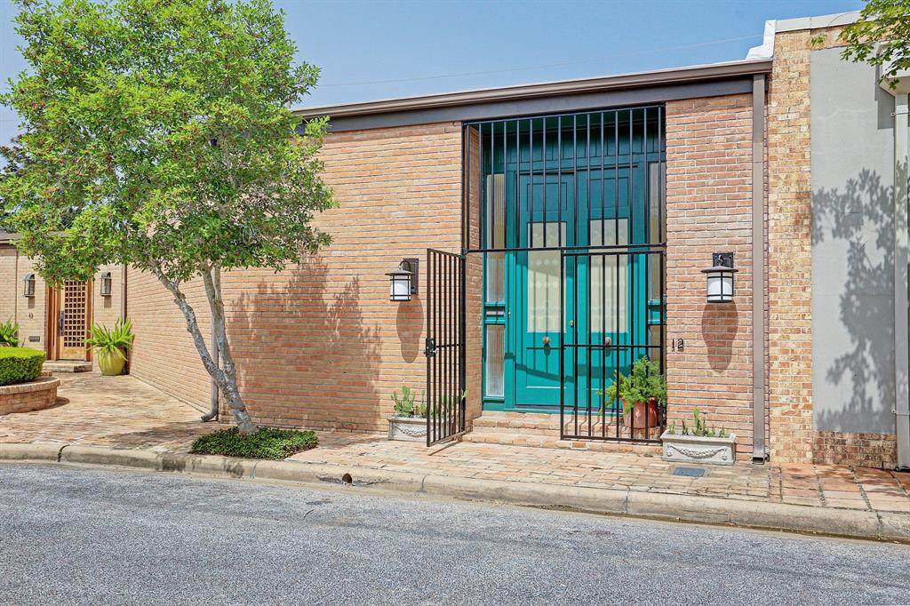 5000 Longmont Drive - Photo 1