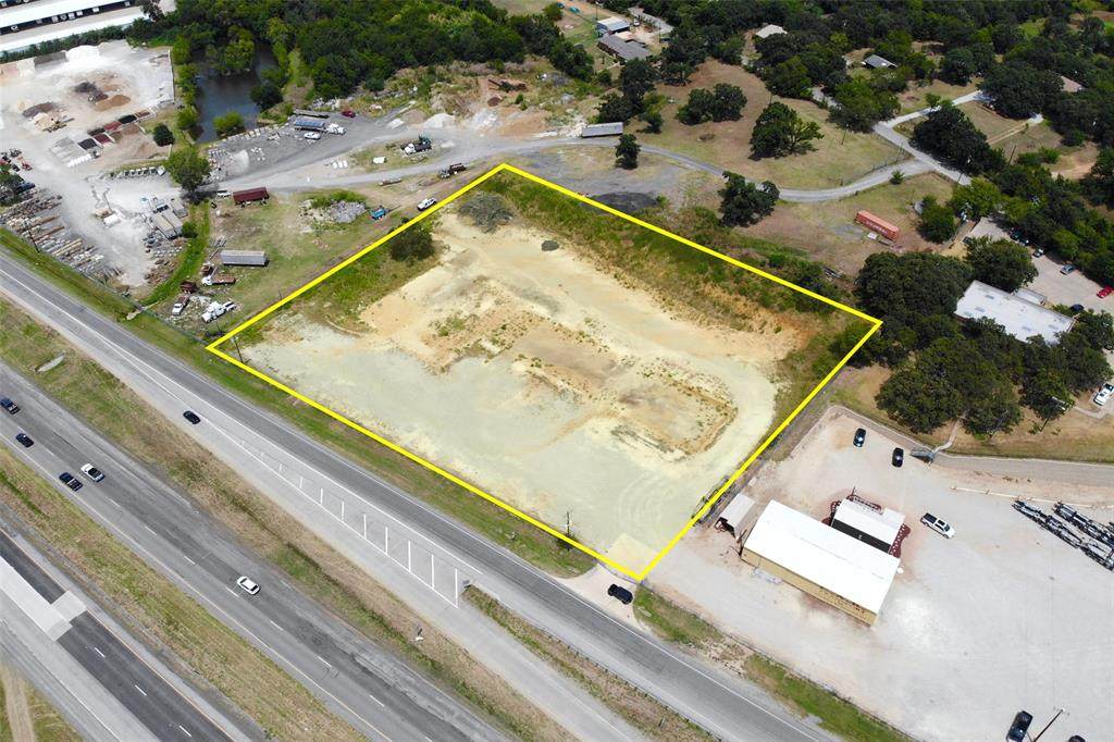 1425 Burleson Boulevard - Photo 1