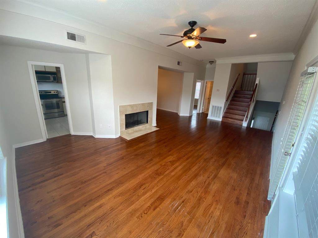 623 Hawthorne Street - Photo 1