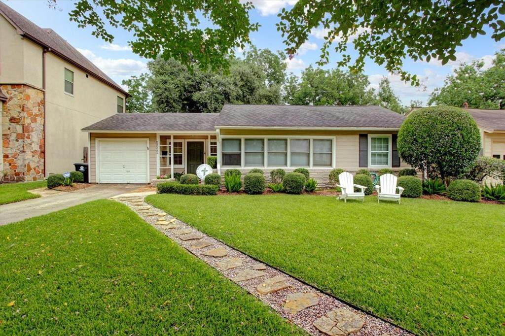 5522 Aspen Street - Photo 1