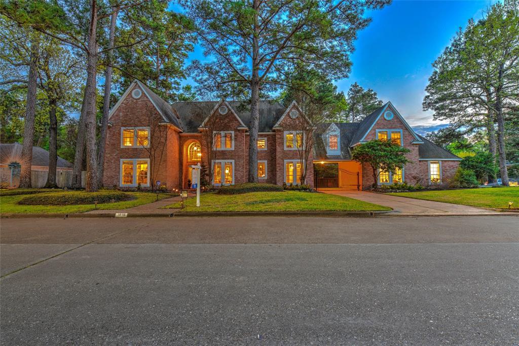 1815 Seven Maples Drive - Photo 1