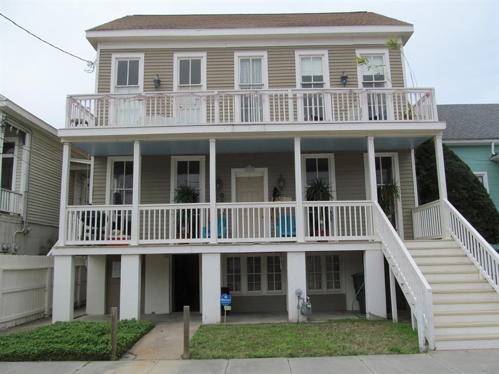 1523 21st Street - Photo 1
