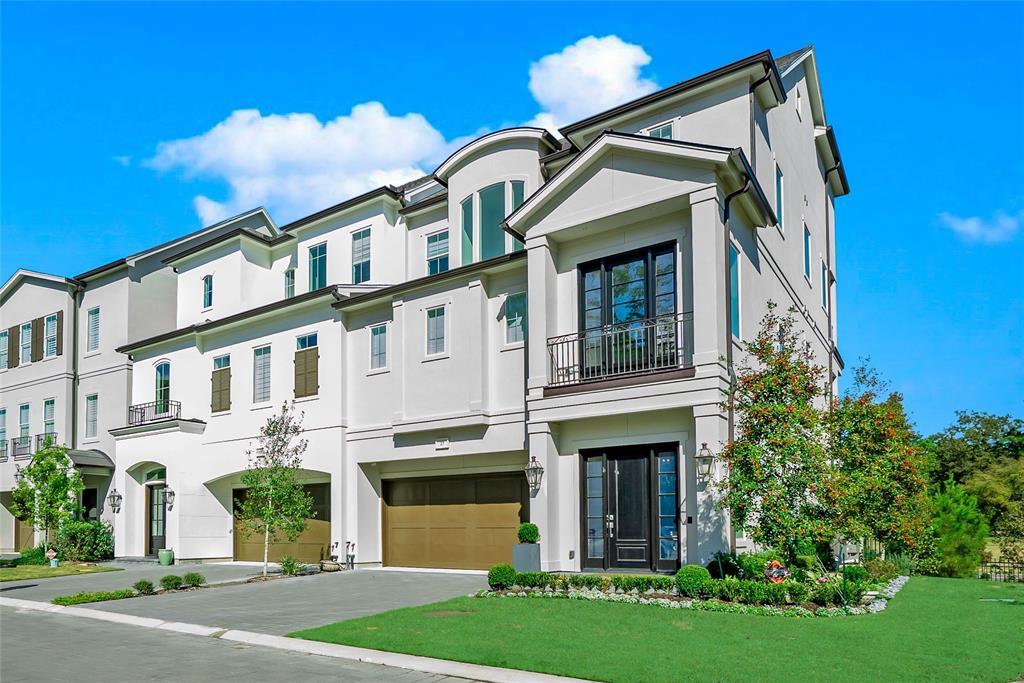 27 Waterton Cove - Photo 1
