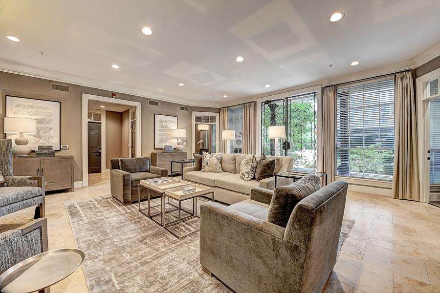 5353 Memorial Drive - Photo 1