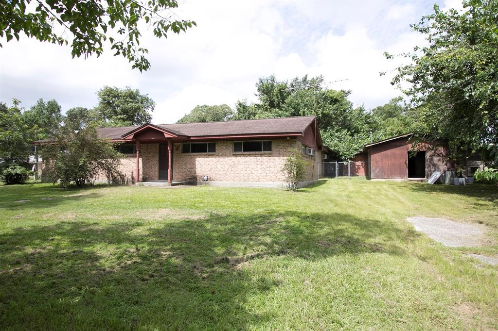 29519 Hawthorne Drive - Photo 1