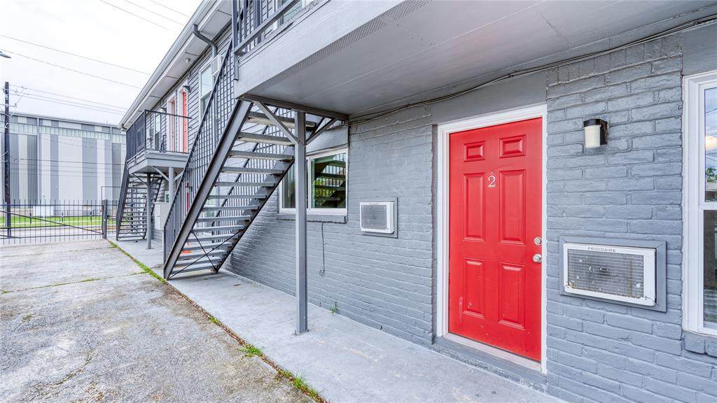 3514 Scott Street - Photo 1