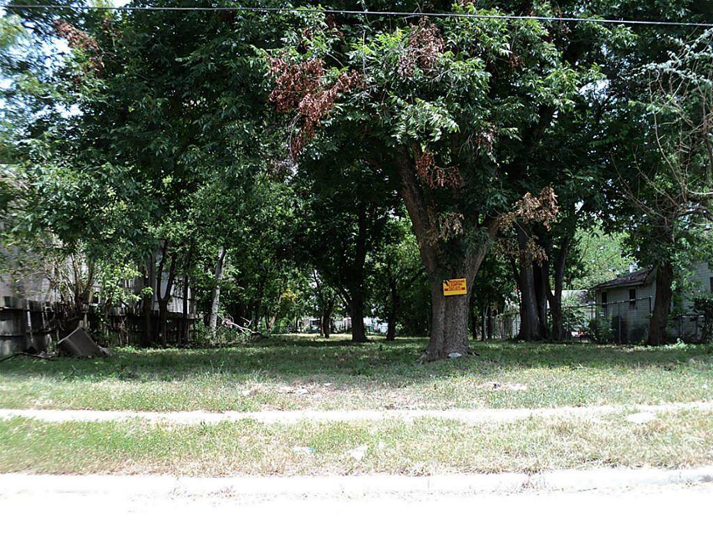 4302 Lavender Street - Photo 1