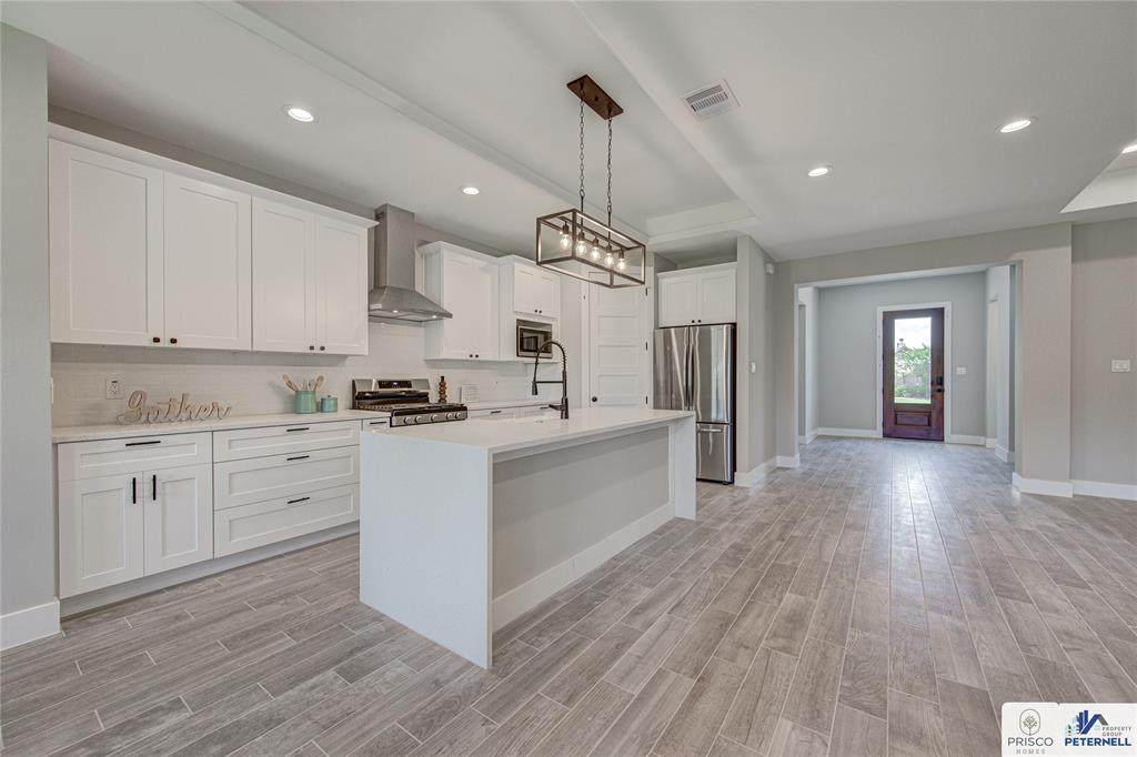 251 Bentwood Drive - Photo 1