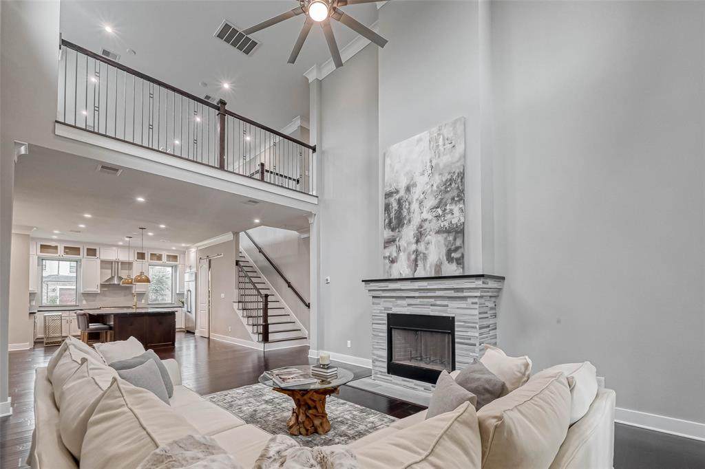 1462 Oak Tree Drive - Photo 1