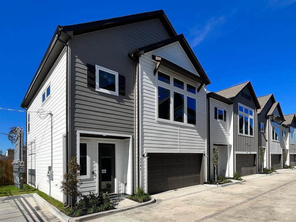 774 Paul Quinn Street - Photo 1