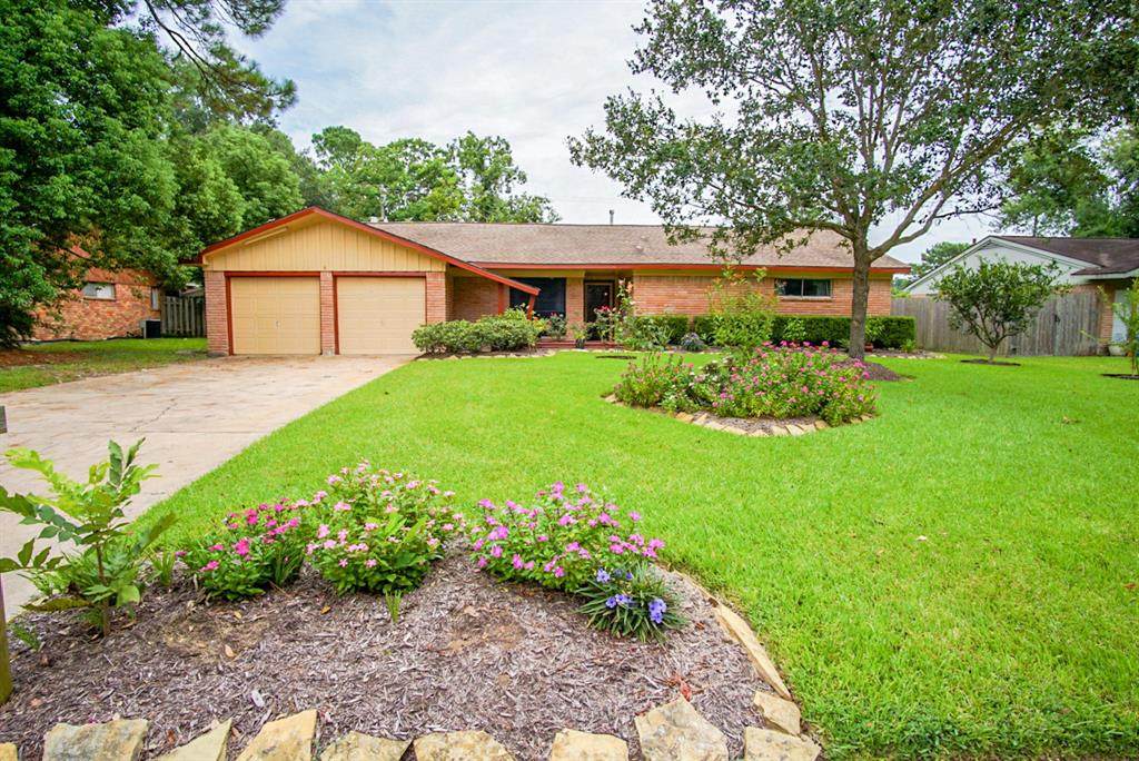 505 Riverside Drive - Photo 1