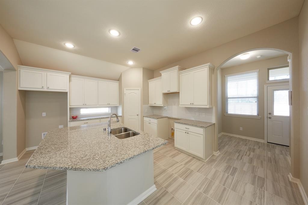 183 Buckeye Drive - Photo 1