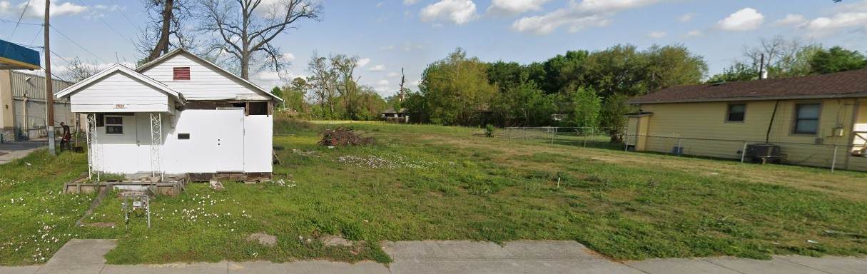 8006 Lockwood Drive - Photo 1