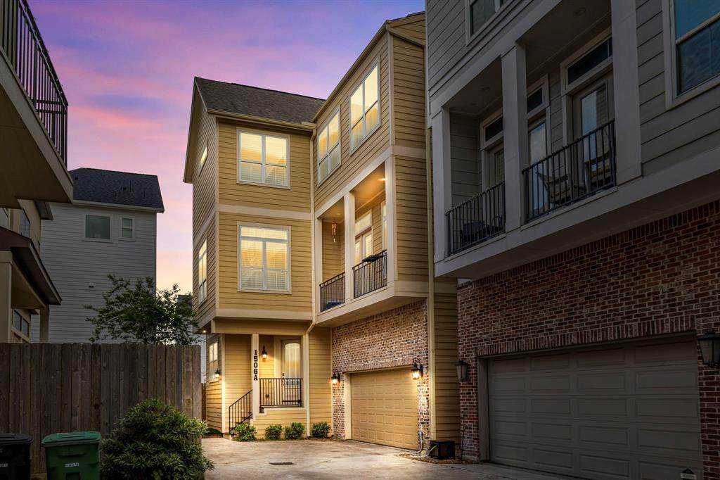 1506 24th Street - Photo 1