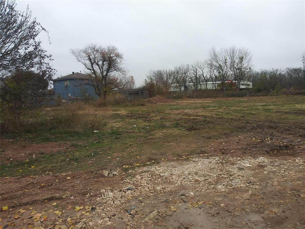 8621 Clarington Street - Photo 1