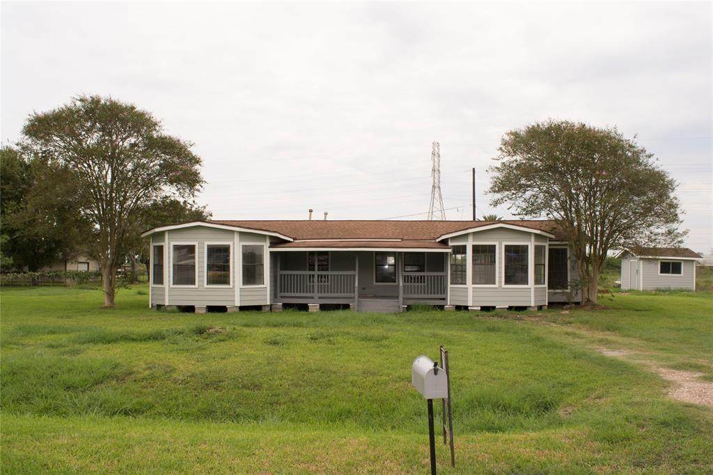 1606 Avenue T - Photo 1
