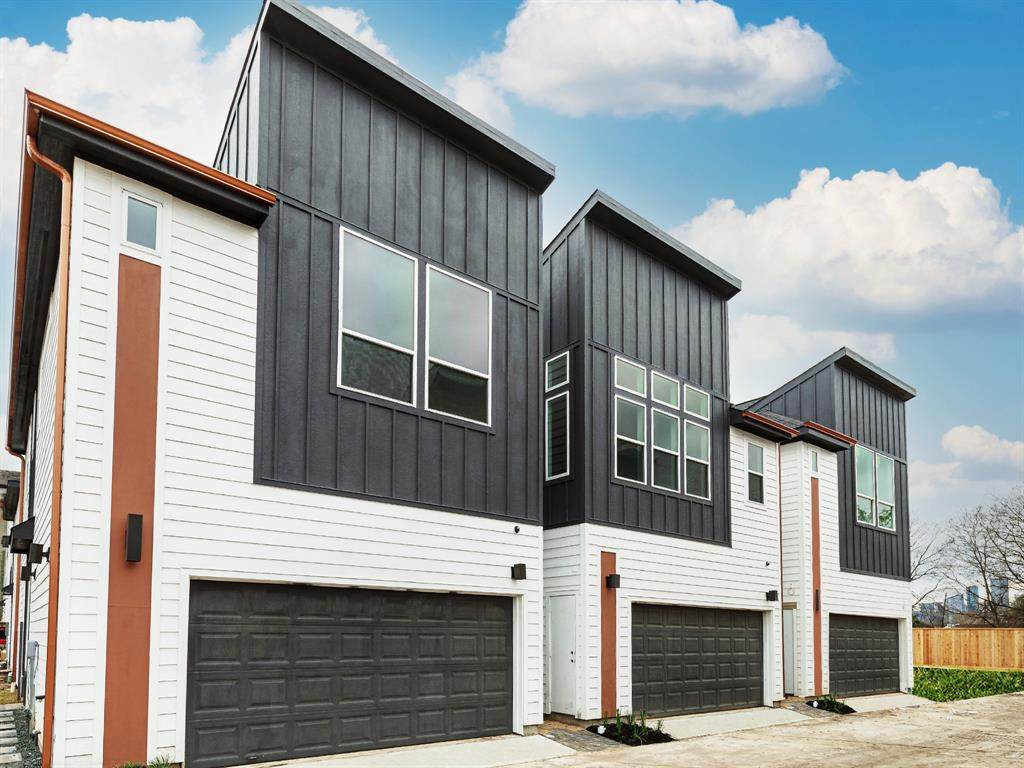 617 Emile Street - Photo 1
