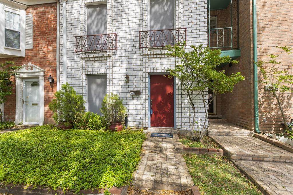 2048 Lakeside Drive - Photo 1