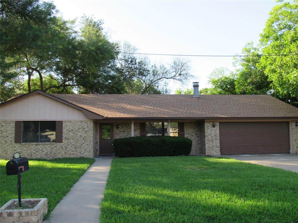 206 Mcneese Street - Photo 1