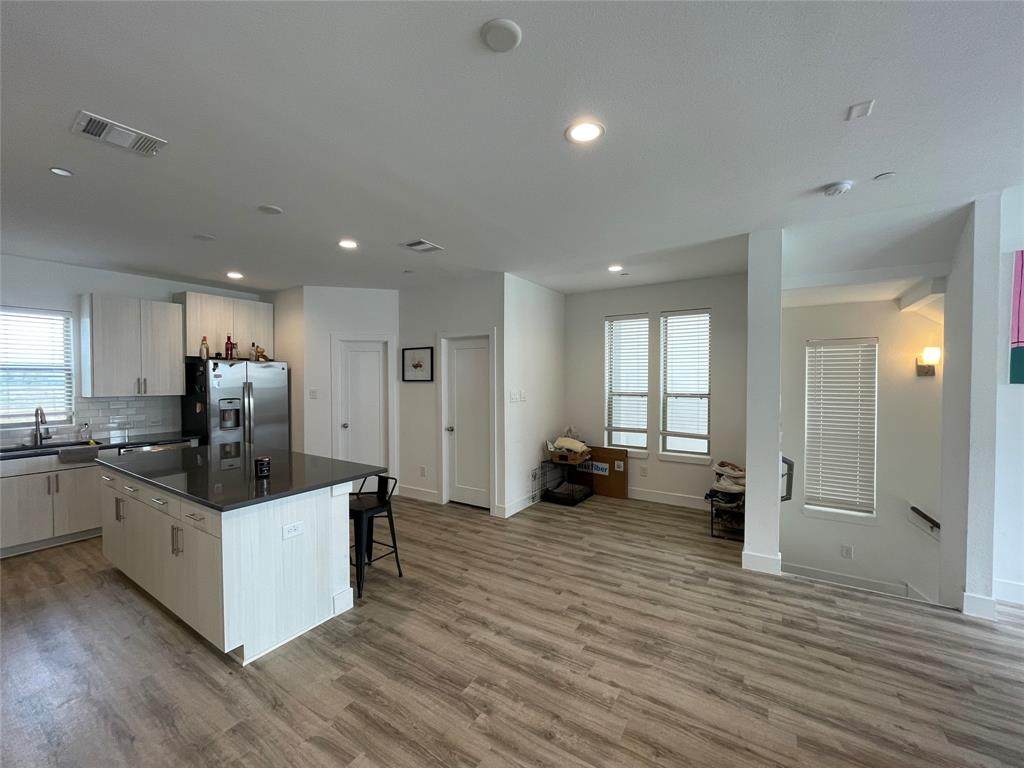 385 Centro Cir Circle - Photo 1