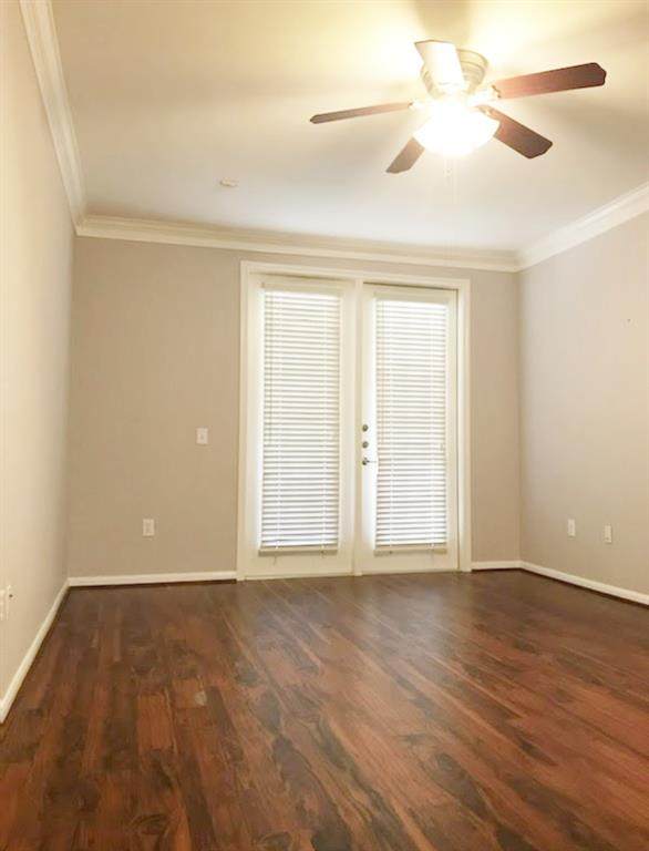 7575 Kirby Dri Drive - Photo 1