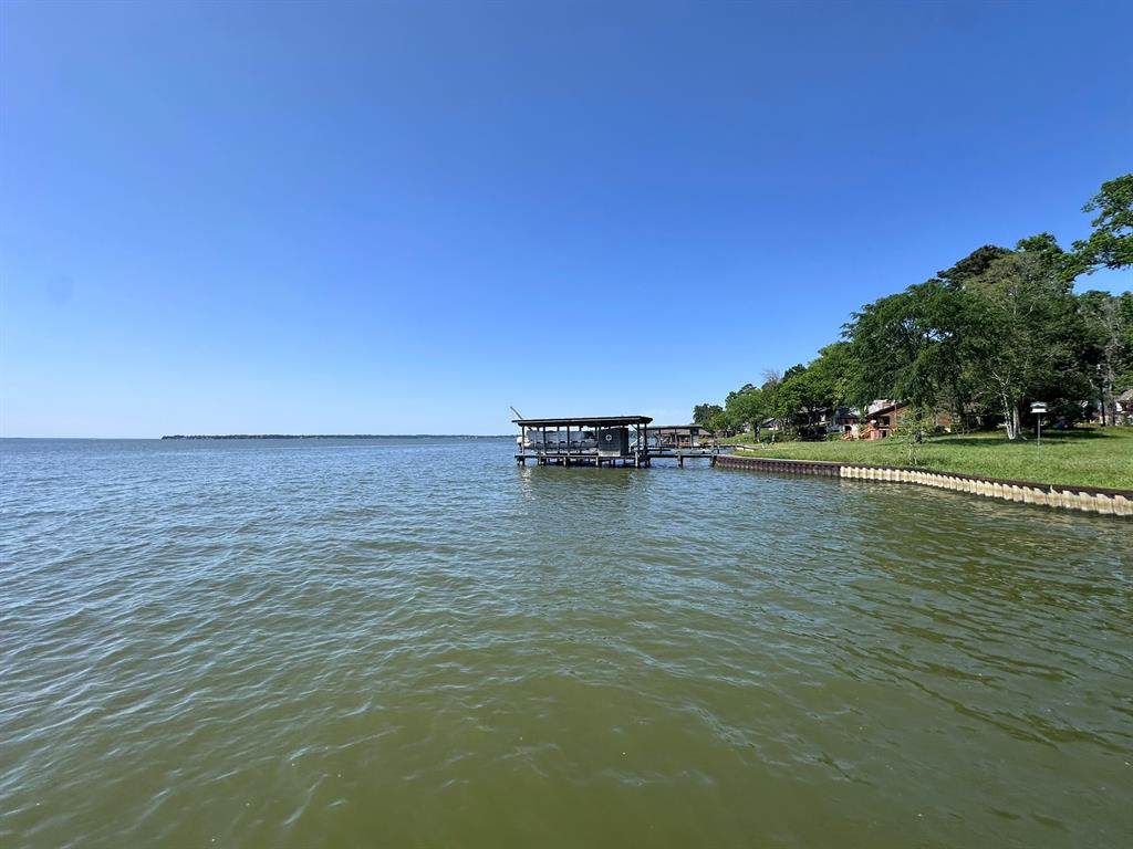 311 Shady Lane - Photo 1