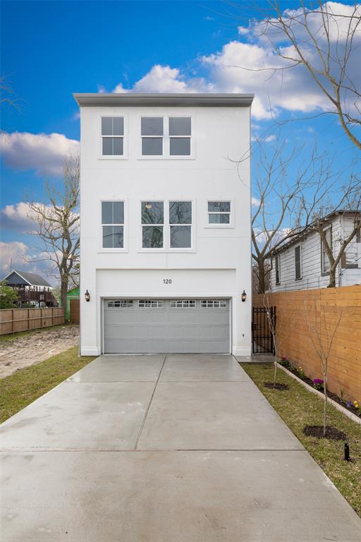 120 32nd Street - Photo 1