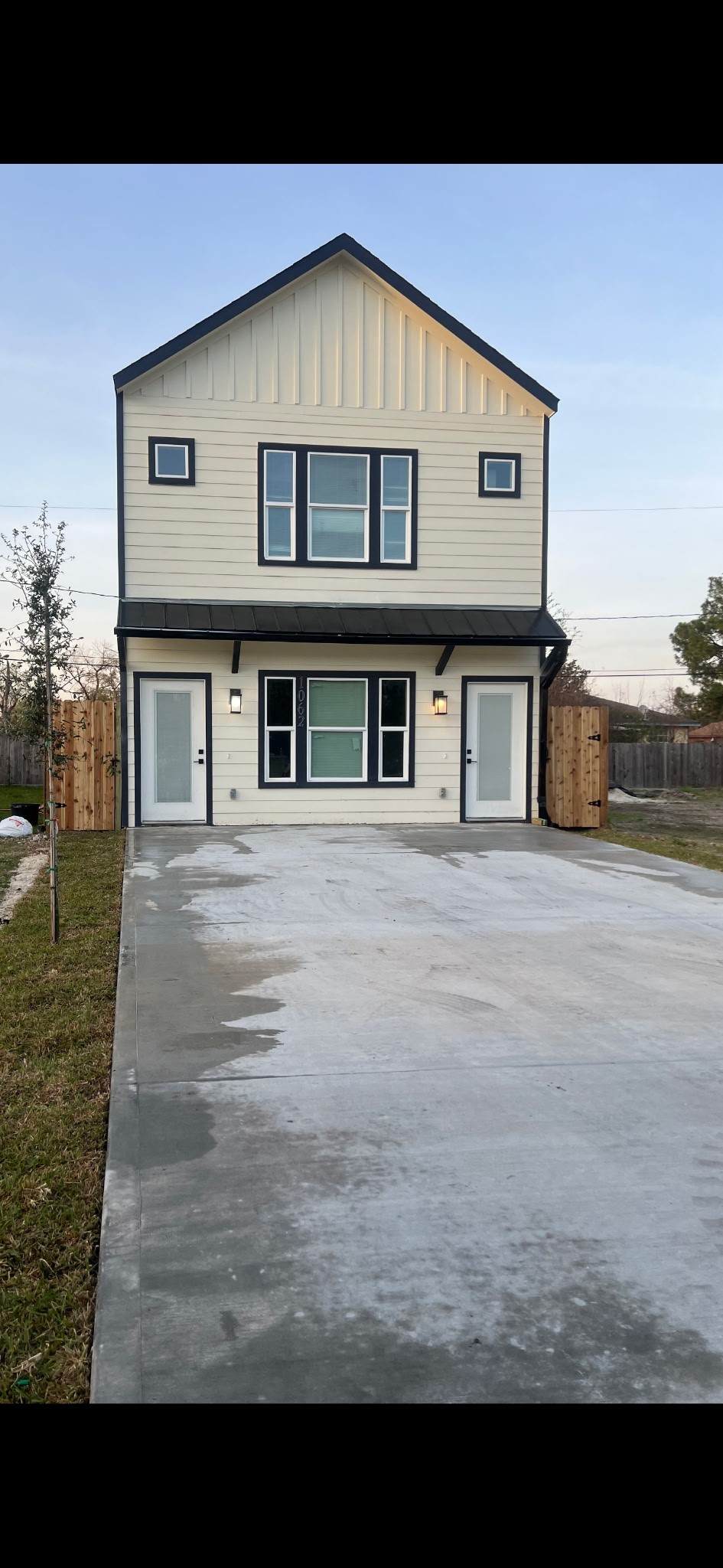 1062 Saint Clair Street - Photo 1