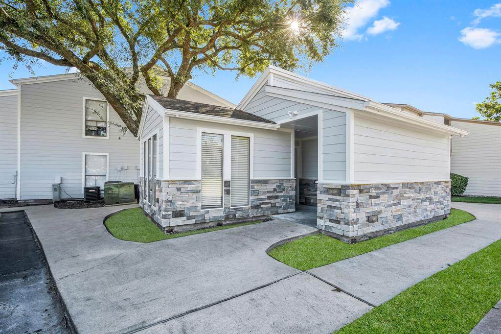 13151 Walden Road - Photo 1