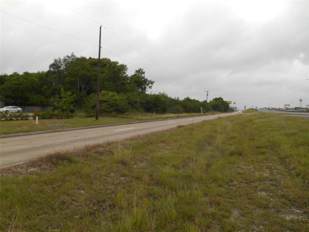 0000 Gulf Freeway - Photo 1
