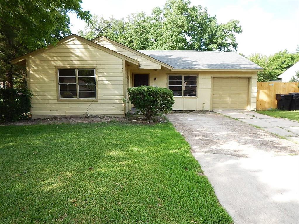 3630 Cosby - Photo 1