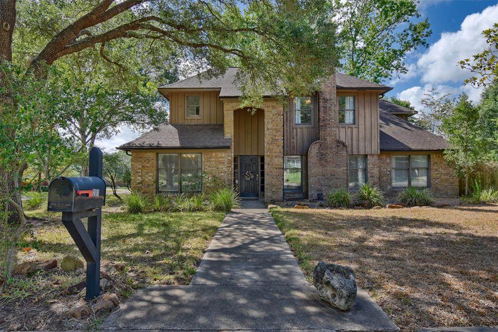 201 Duerr Drive - Photo 1