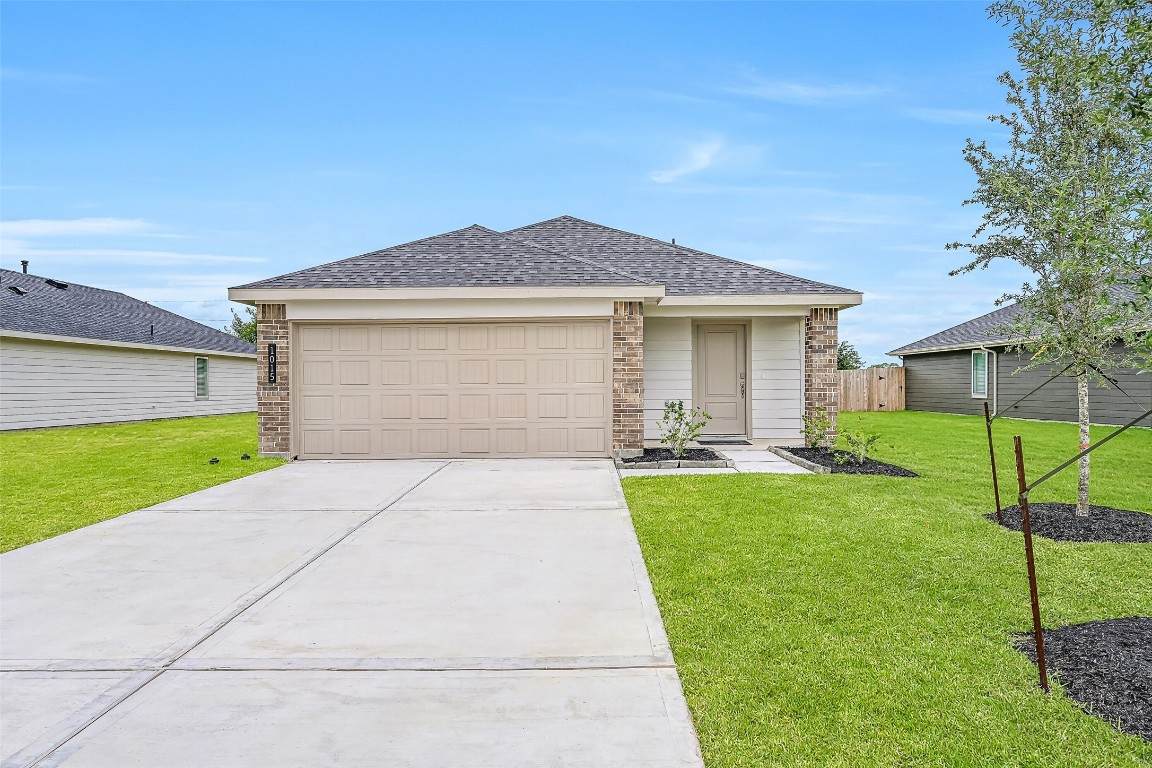 1015 Bluegill Drive - Photo 1