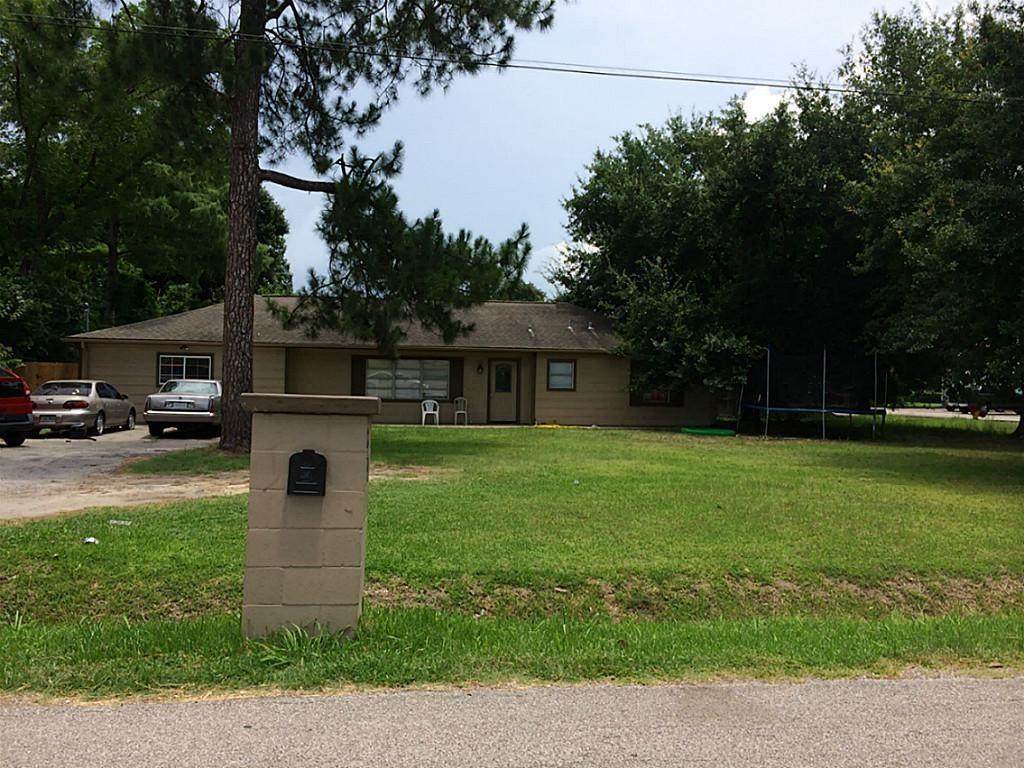 2202 Hoskins Drive - Photo 1