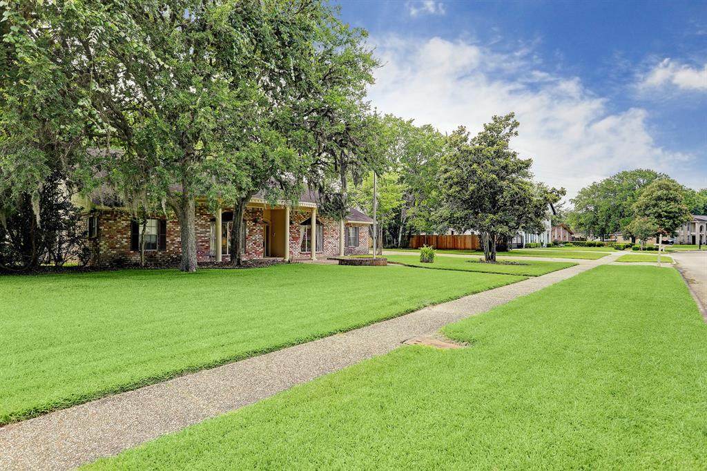 3024 Country Club Drive - Photo 1