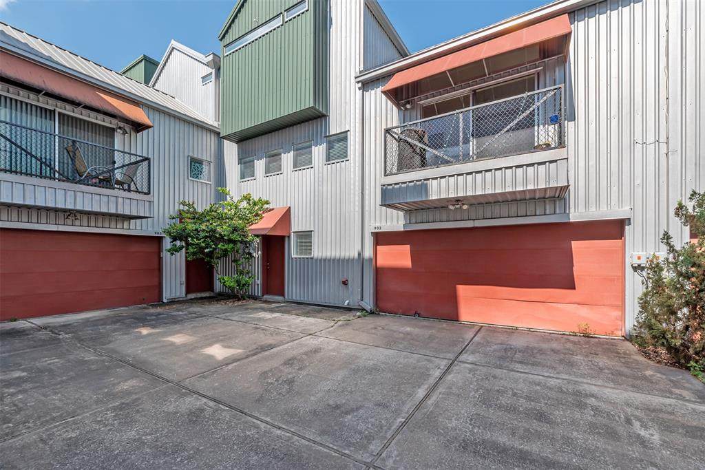 903 Andrews Street - Photo 1