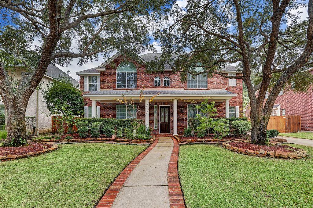 3911 Pinesbury Drive - Photo 1