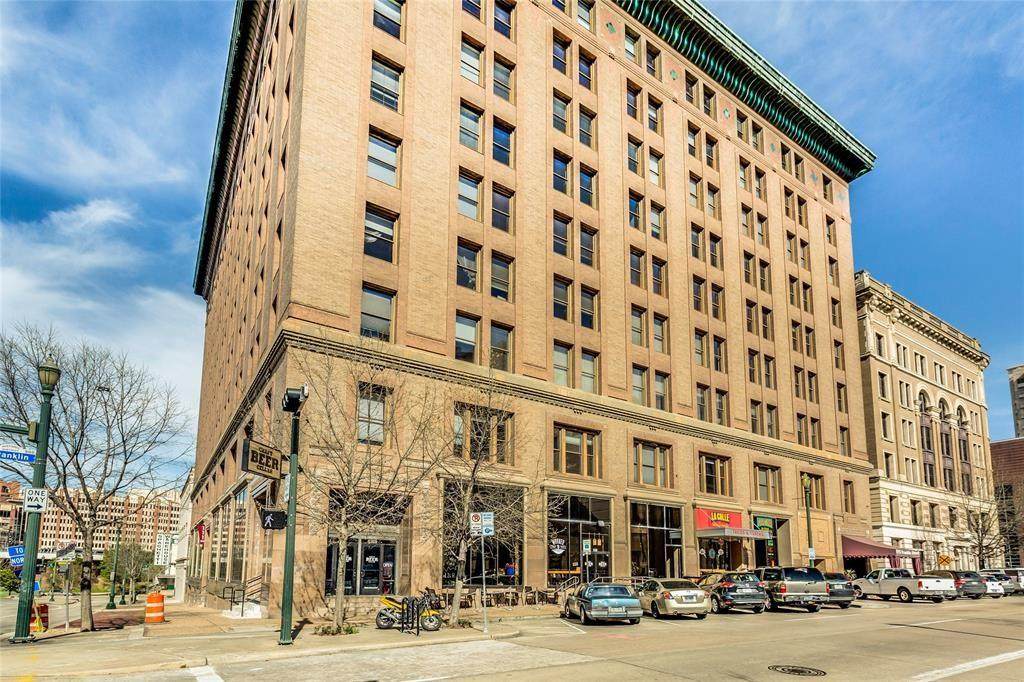 915 Franklin Street - Photo 1