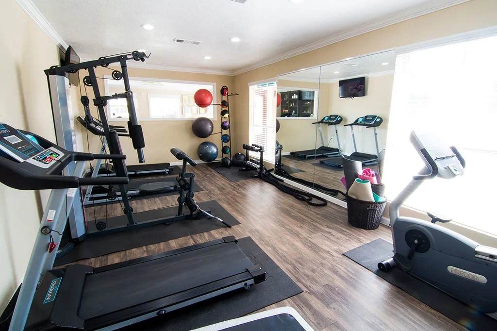 424 Bender Avenue - Photo 1