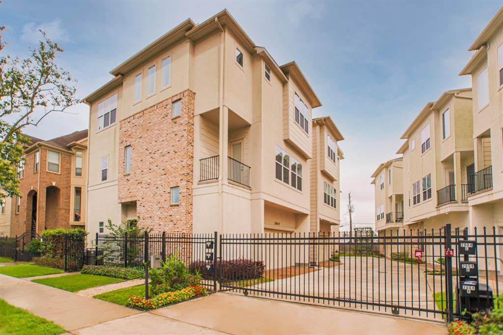 2004 Rosedale Street - Photo 1