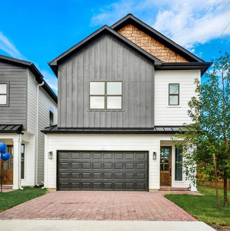 1938 Hoskins Drive - Photo 1