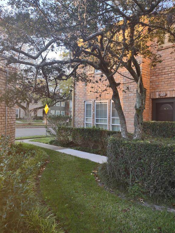 5801 Lumberdale Road - Photo 1