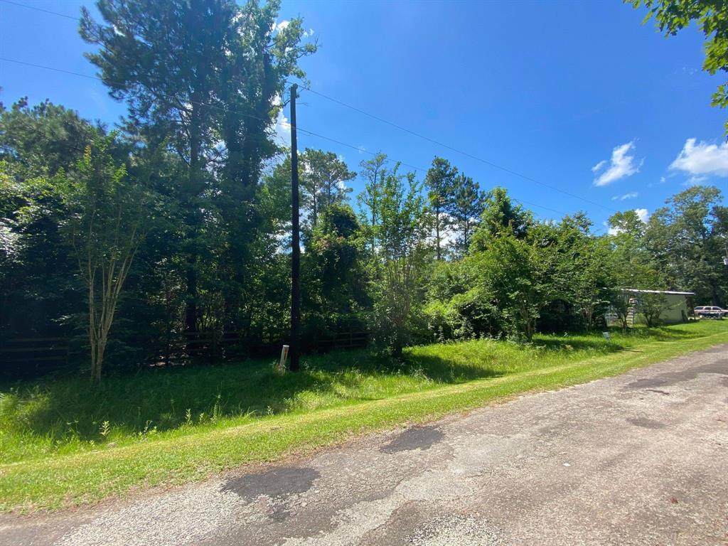 00 County Road 2220 - Photo 1