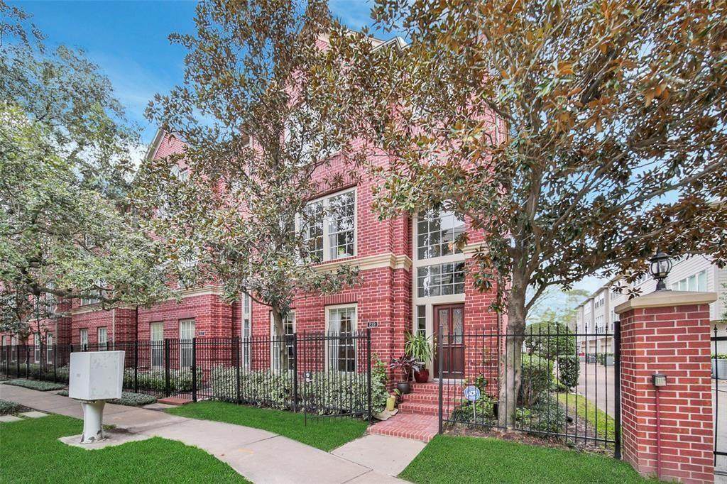 219 Mcgowen Street - Photo 1