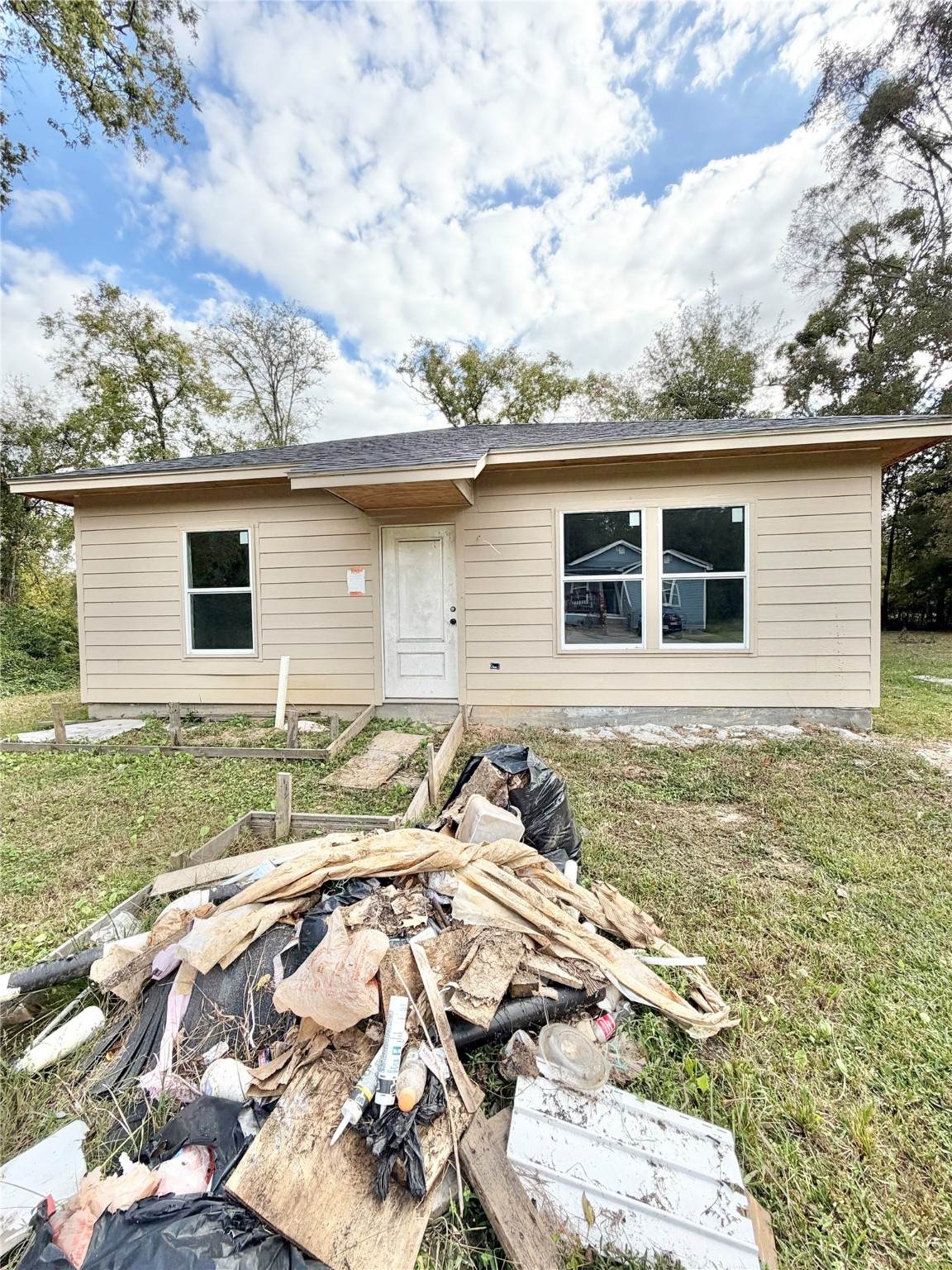 2125 Gill Street - Photo 1