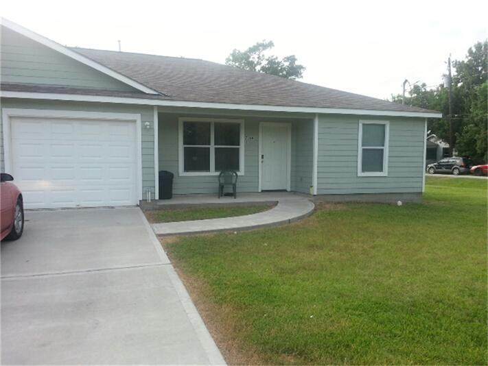 7108 Phelps Street - Photo 1