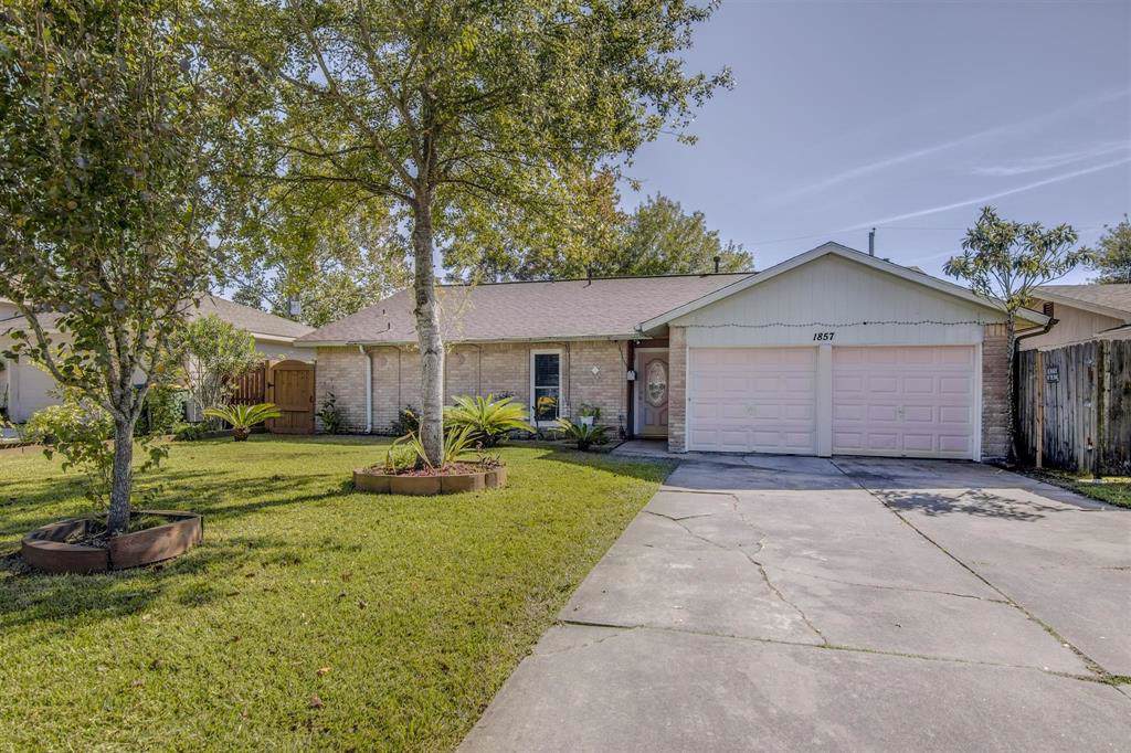 1857 Bimini Way - Photo 1
