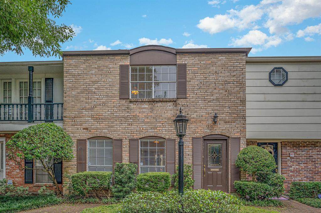 6451 Burgoyne Road - Photo 1