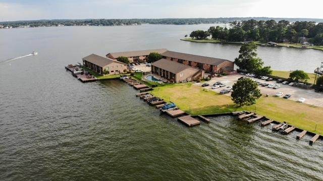 801 River Road - Photo 1