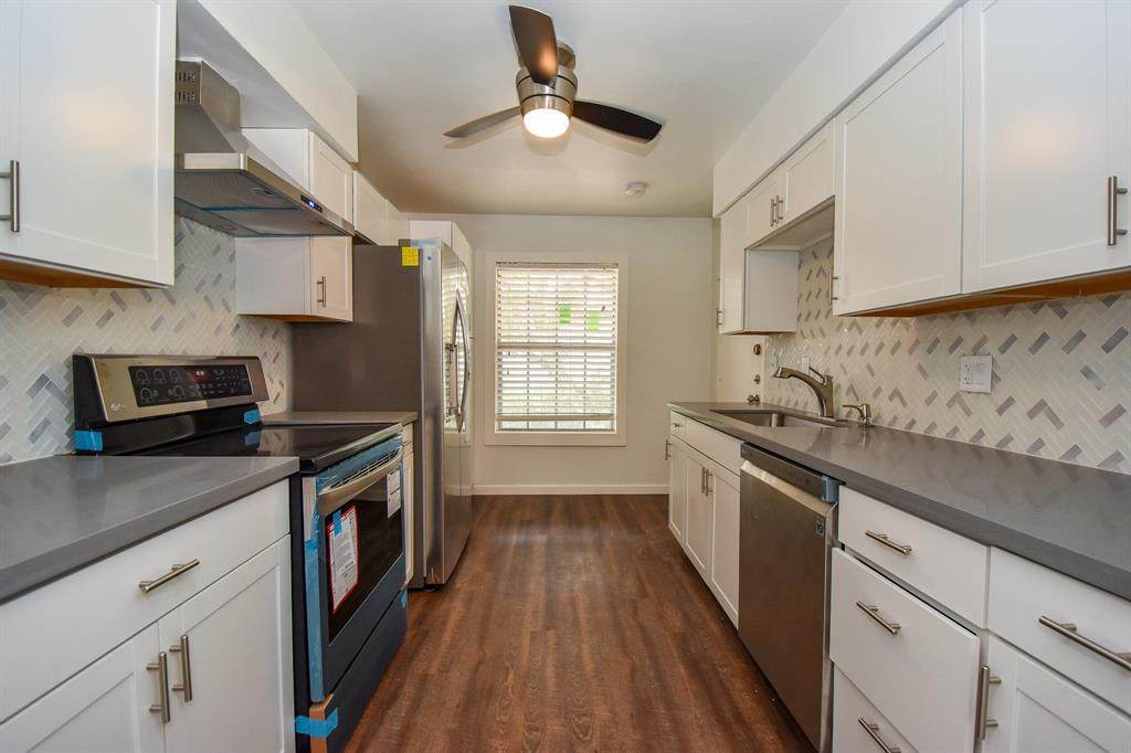 7600 Burgoyne Road - Photo 1